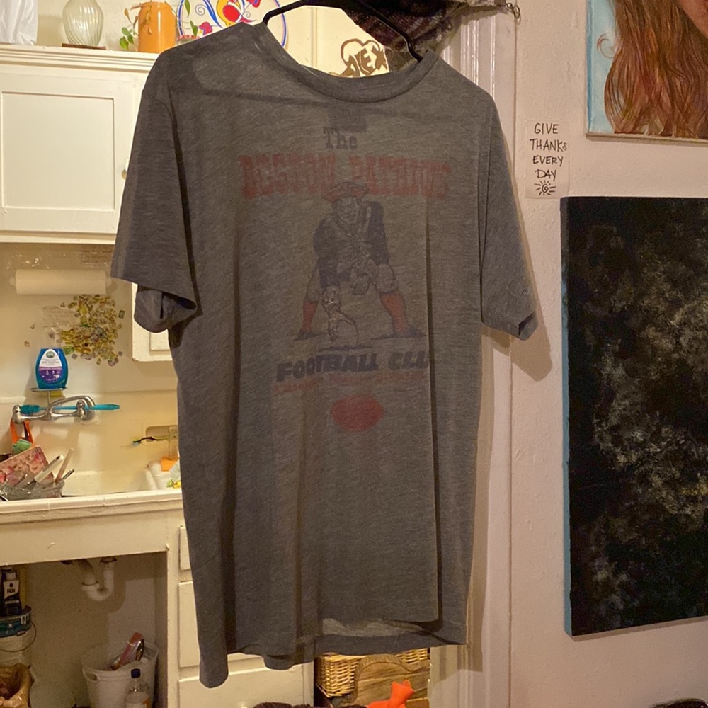 Boston Patriots L t-shirt - Picture 2 of 3